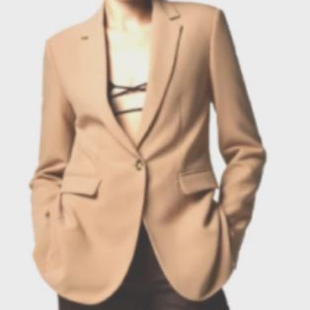 NWT ZARA WOMAN FITTED BLAZER WITH POCKETS Camel